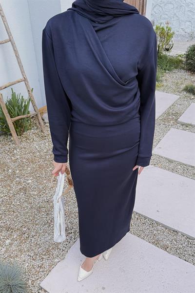 Büzgülü Tesettür Elbise Lacivert