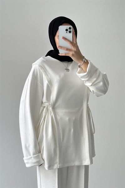 Tünel Detaylı Taşlı Takım Beyaz