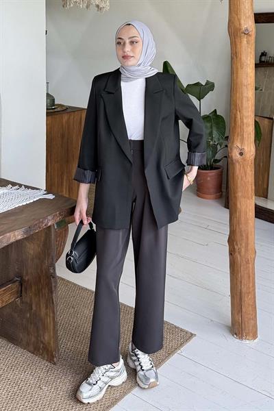 Çizgili Astarlı Tesettür Ceket Siyah