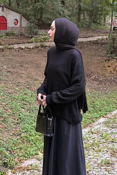 Kayık Yaka Triko Kazak Siyah