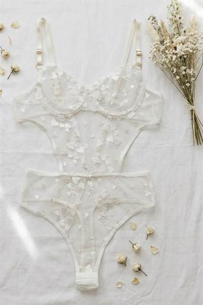 Kırmızı Kalp Desen Bodysuit Beyaz