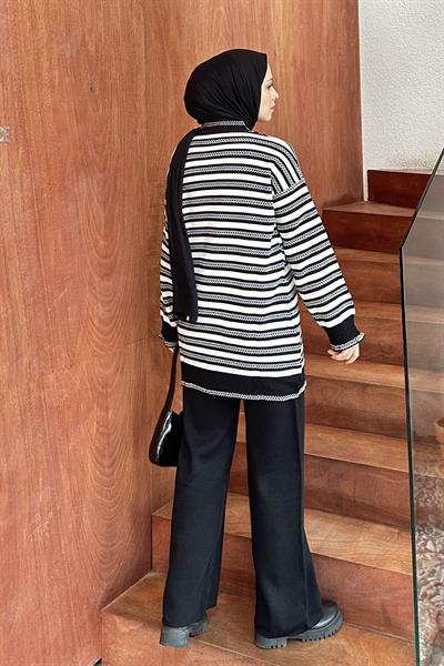Çizgili Yan Düğme Detaylı Triko Takım Siyah