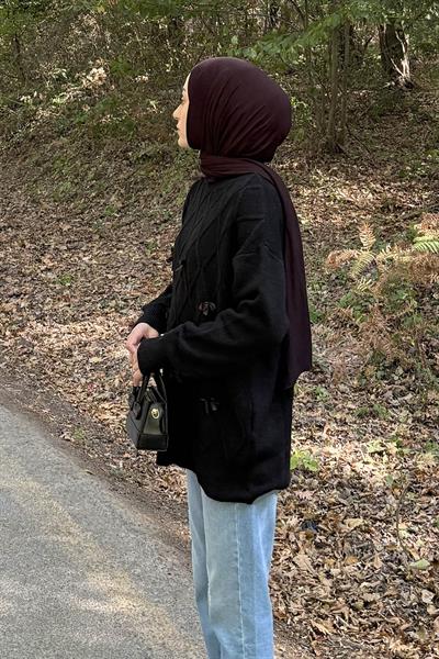 Kurdeleli Triko Kazak Siyah