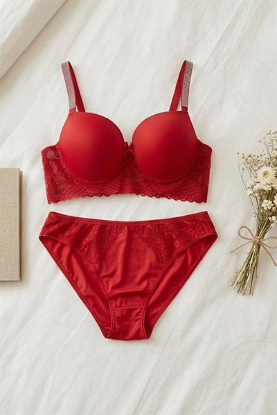 Desteksiz Balenli Büyük Beden Taş Detaylı Sütyen Takım Kırmızı