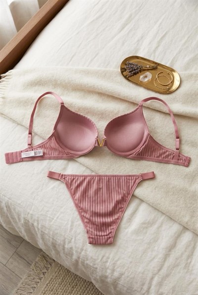 Omuz Taş V Detay  Sütyen Takım Pudra