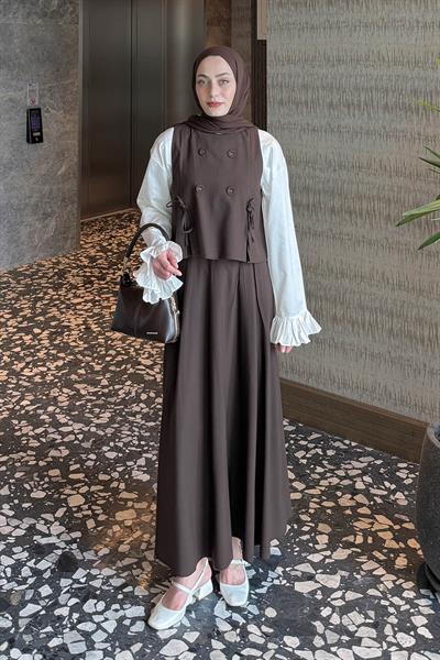 Düğmeli Yelekli Takım Acı Kahverengi