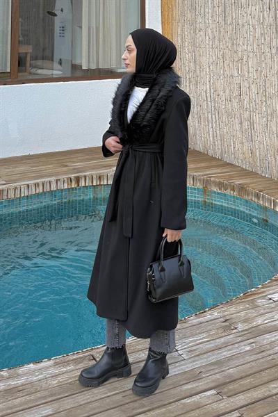 Kürk Yakalı Kaban Siyah