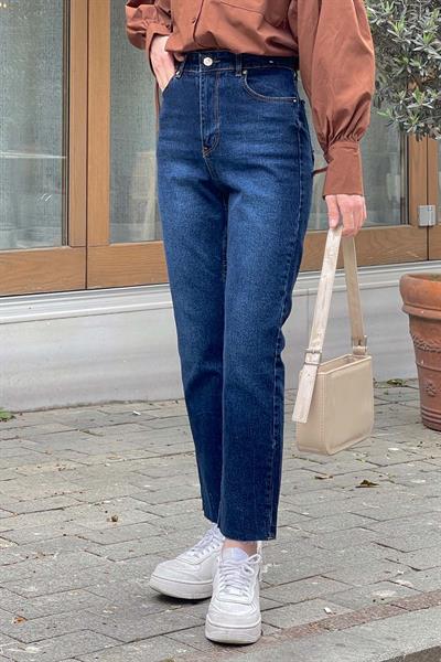 Kesik Paça Fit Jean Koyu Mavi