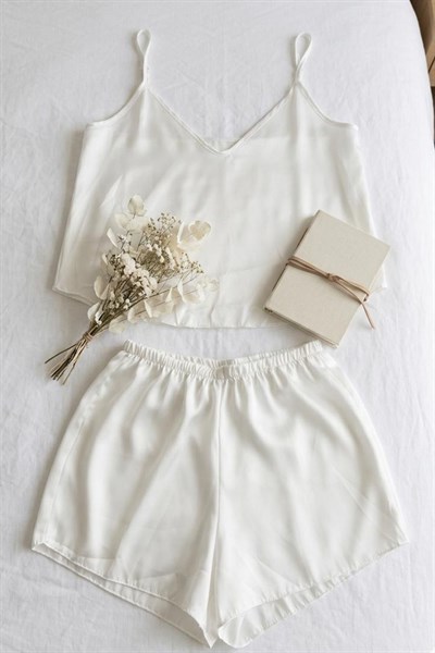 Saten İkili Takım Beyaz