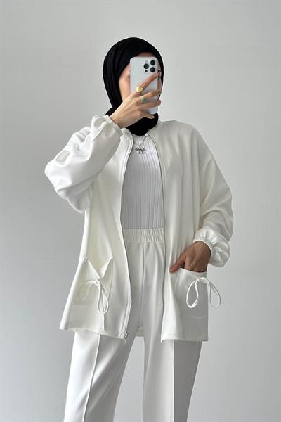 Biyeli Cepli İkili Takım Beyaz