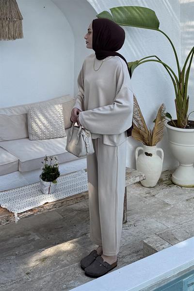 Kup Detaylı Eşofman Takımı Bej