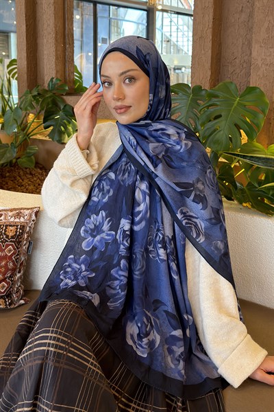 Çiçek Desen Bambu Şal Lacivert