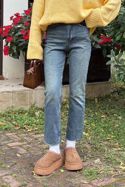 Kesik Paça Fit Jean Mavi Yıkama