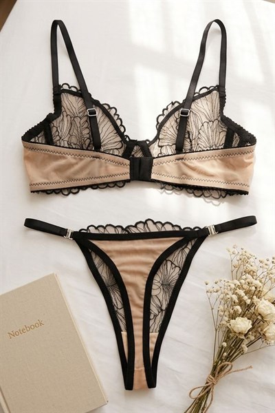 Dantel Desenli  Sütyen Takım Siyah