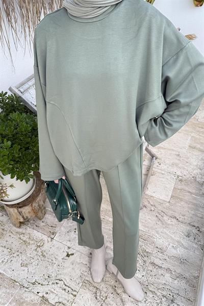 Kup Detaylı Eşofman Takımı Haki