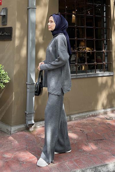 Düz İkili Triko Tesettür Takım Füme