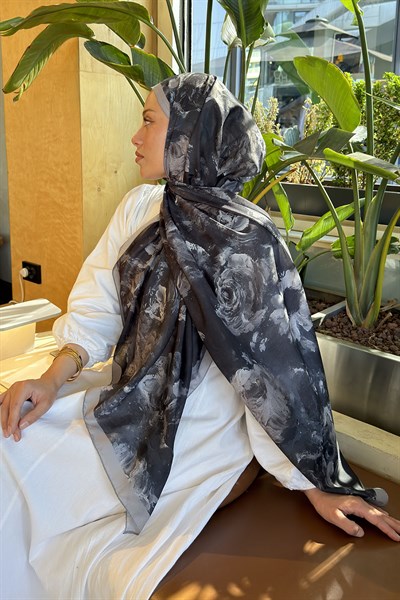 Gül Çiçek Desen Lara Soft Şal Siyah Füme