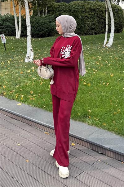 Çiçek Detaylı Triko Takım Bordo