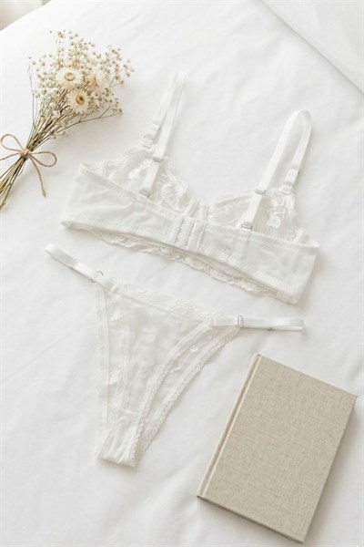Nakışlı Dantelli İp Askılı Sütyen Takım Beyaz