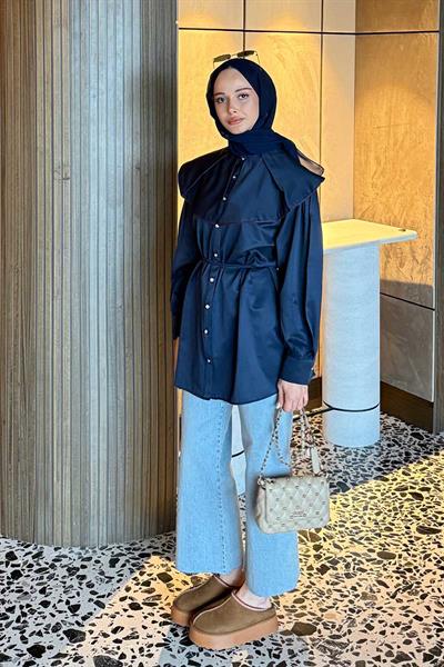 Geniş Yakalı Biyeli Gömlek Lacivert