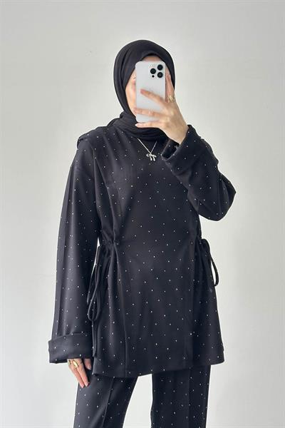 Tünel Detaylı Taşlı Takım Siyah