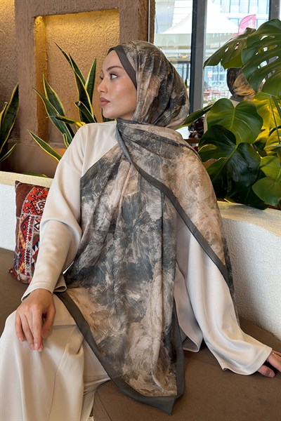 Gül Çiçek Desen Ferah Şal Yaprak Yeşili