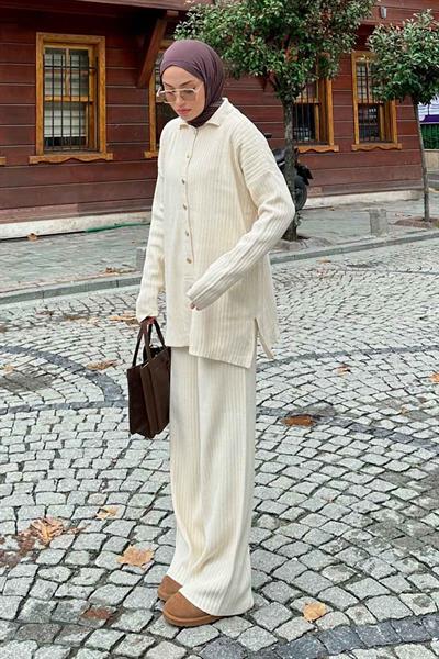 Polo Yaka Düğmeli Tesettür Takım Ekru