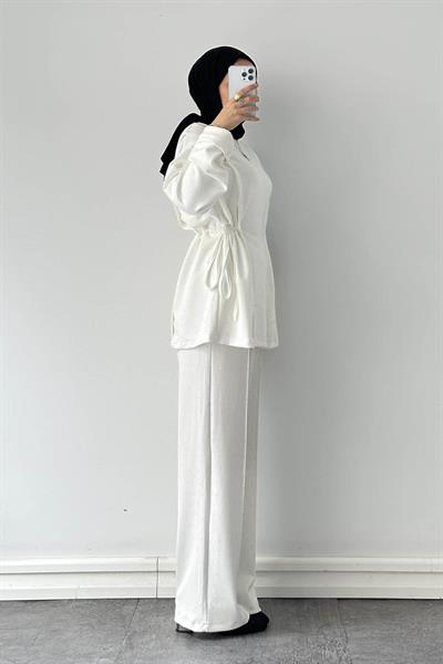 Tünel Detaylı Taşlı Takım Beyaz