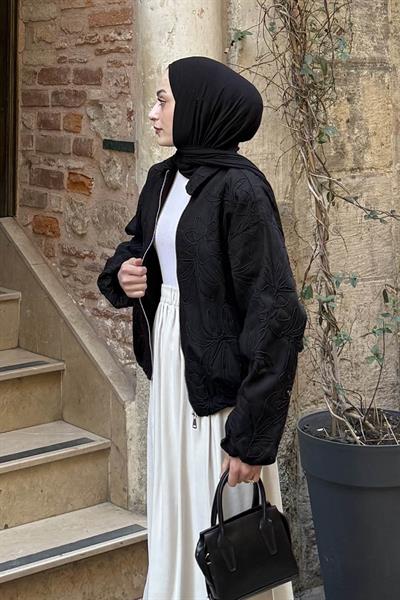 Nakış Detaylı Mont Siyah