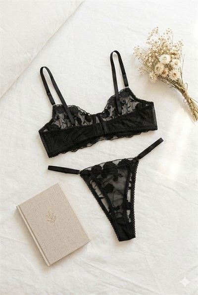 Nakışlı Dantelli İp Askılı Sütyen Takım Siyah