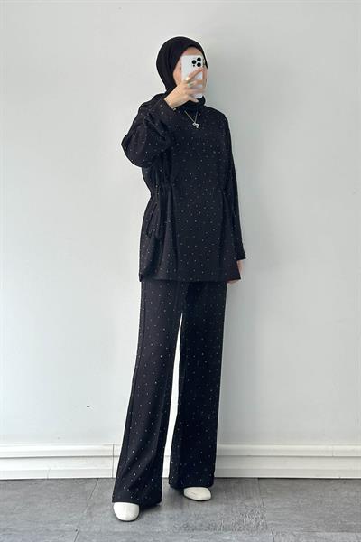 Tünel Detaylı Taşlı Takım Siyah