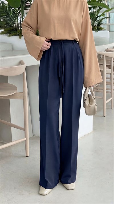 İp Detaylı Pantolon Lacivert