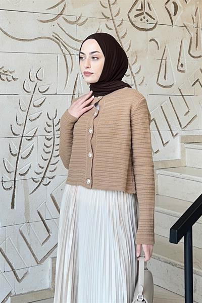 Links Desenli Crop Hırka Camel