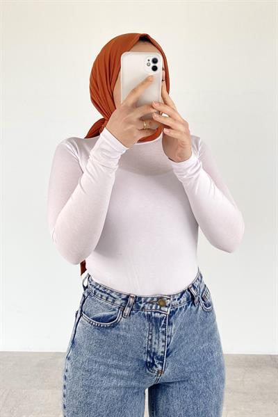 Yarım Balıkçı Yaka Düz Renk Body Beyaz