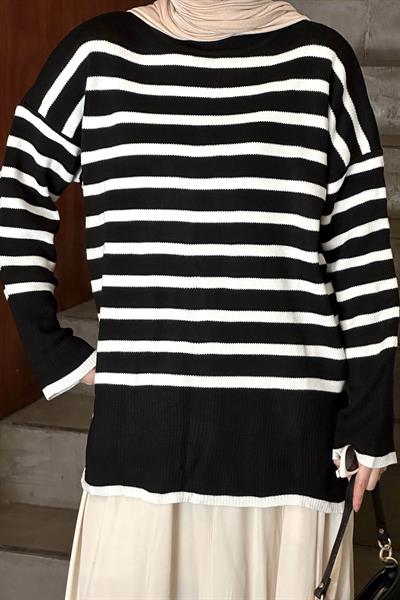 Beyaz Çizgili Triko Kazak Siyah