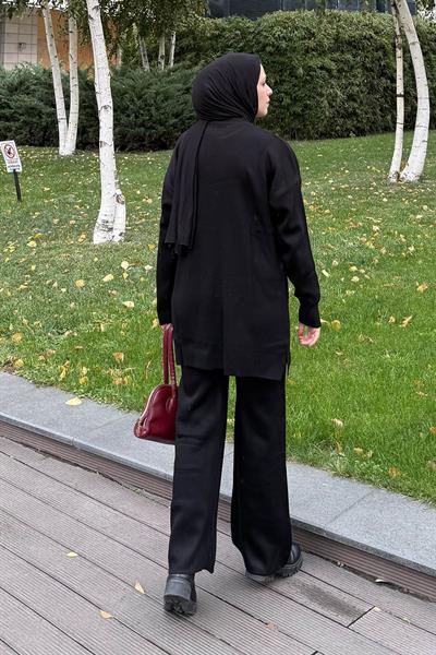 Çiçek Detaylı Triko Takım Siyah