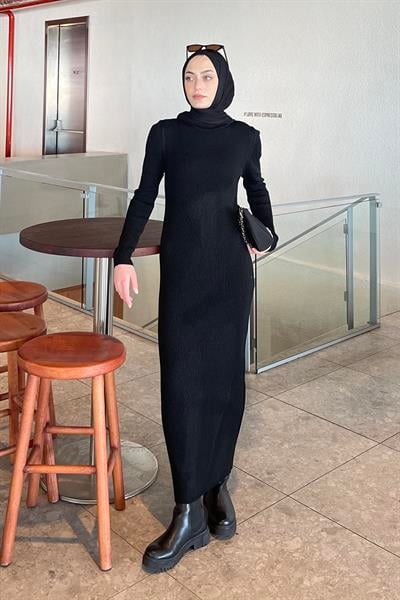 Bisiklet Yaka Triko Elbise Siyah