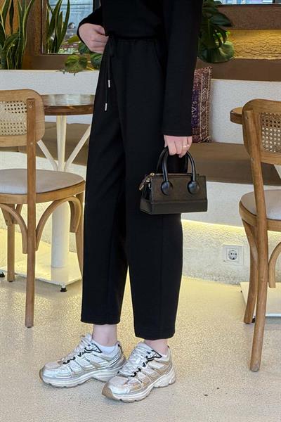 Çıma Detaylı Kordonlu Eşofman Altı Siyah