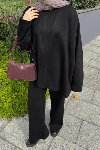 Asimetrik Bisiklet Yaka Triko Takım Siyah