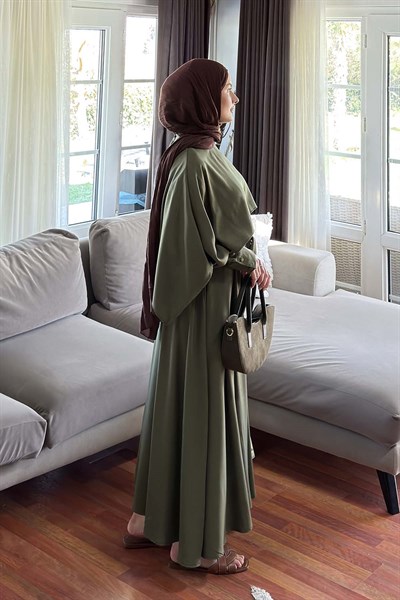 Pelerin Detaylı Elbise Haki