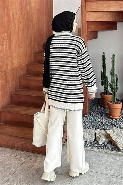 Çizgili Yan Düğme Detaylı Triko Takım Ekru