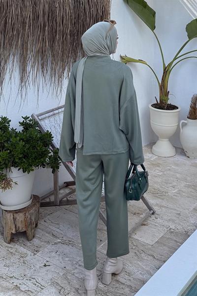 Kup Detaylı Eşofman Takımı Haki