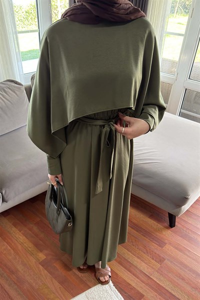 Pelerin Detaylı Elbise Haki