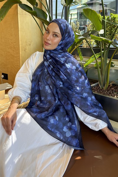 Çiçek Desen Lara Soft Şal Lacivert