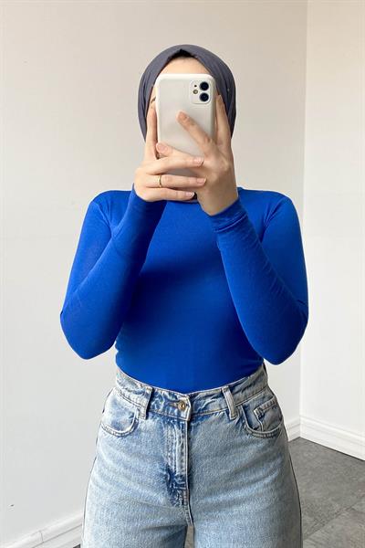 Yarım Balıkçı Yaka Düz Renk Body Saks Mavisi