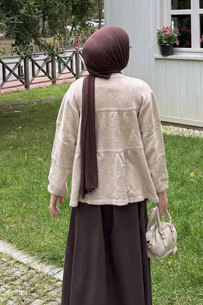 Yakası Bağcıklı Triko Kazak Bej