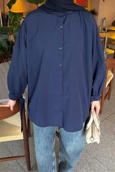 Kol Detaylı Gömlek 
Oversize Gömlek Lacivert