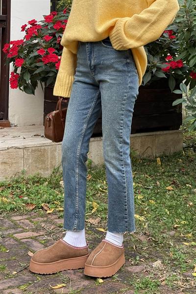 Kesik Paça Fit Jean Mavi Yıkama