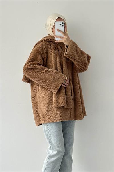 Peluş Atkılı Mont Sütlü Kahve