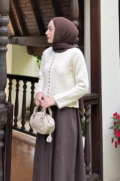 Düğme Detaylı Hırka Natural